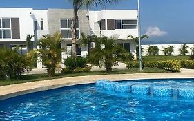 Hermosa casa en Acapulco con club de Playa.